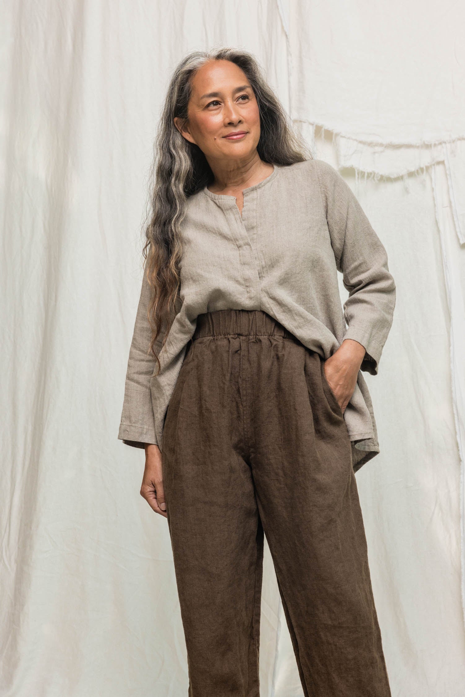 Andy Trouser in Midweight Linen Cacao#color_cacao