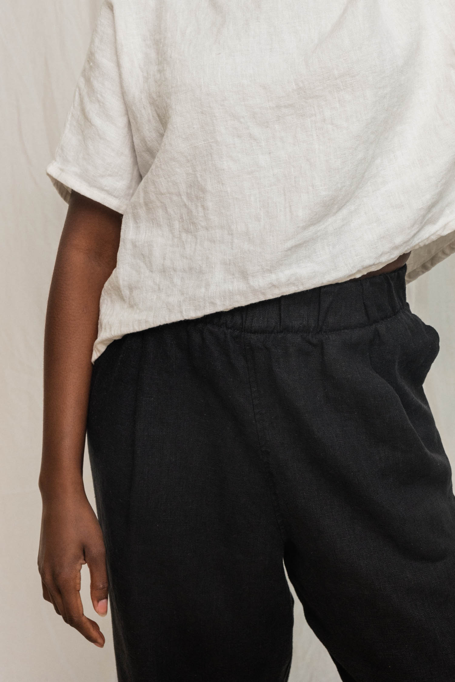 Andy Trouser in Midweight Linen Ink#color_ink