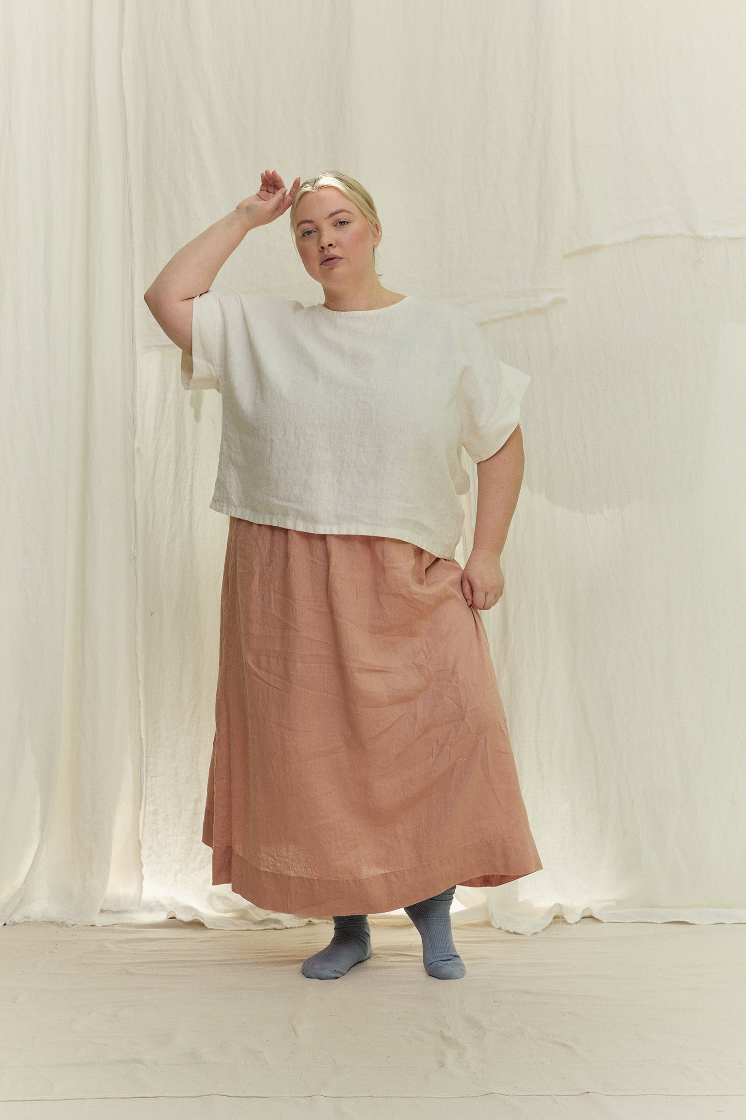 Bel Skirt in Lightweight Linen Canyon#color_canyon