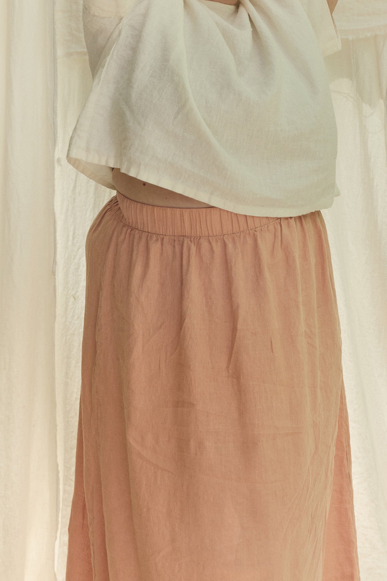Bel Skirt in Lightweight Linen Canyon#color_canyon