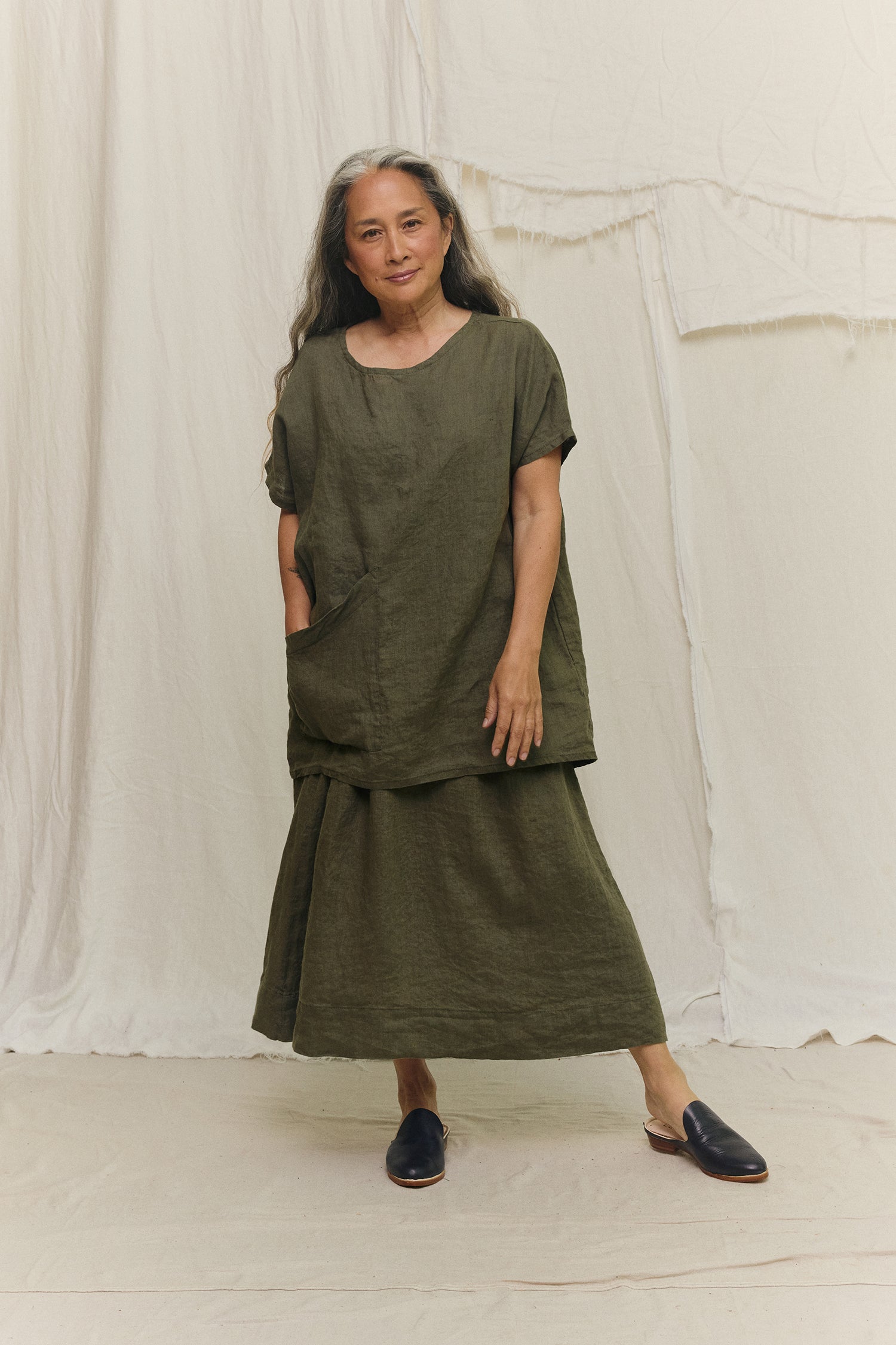 Bel Skirt in Lightweight Linen Lichen#color_lichen