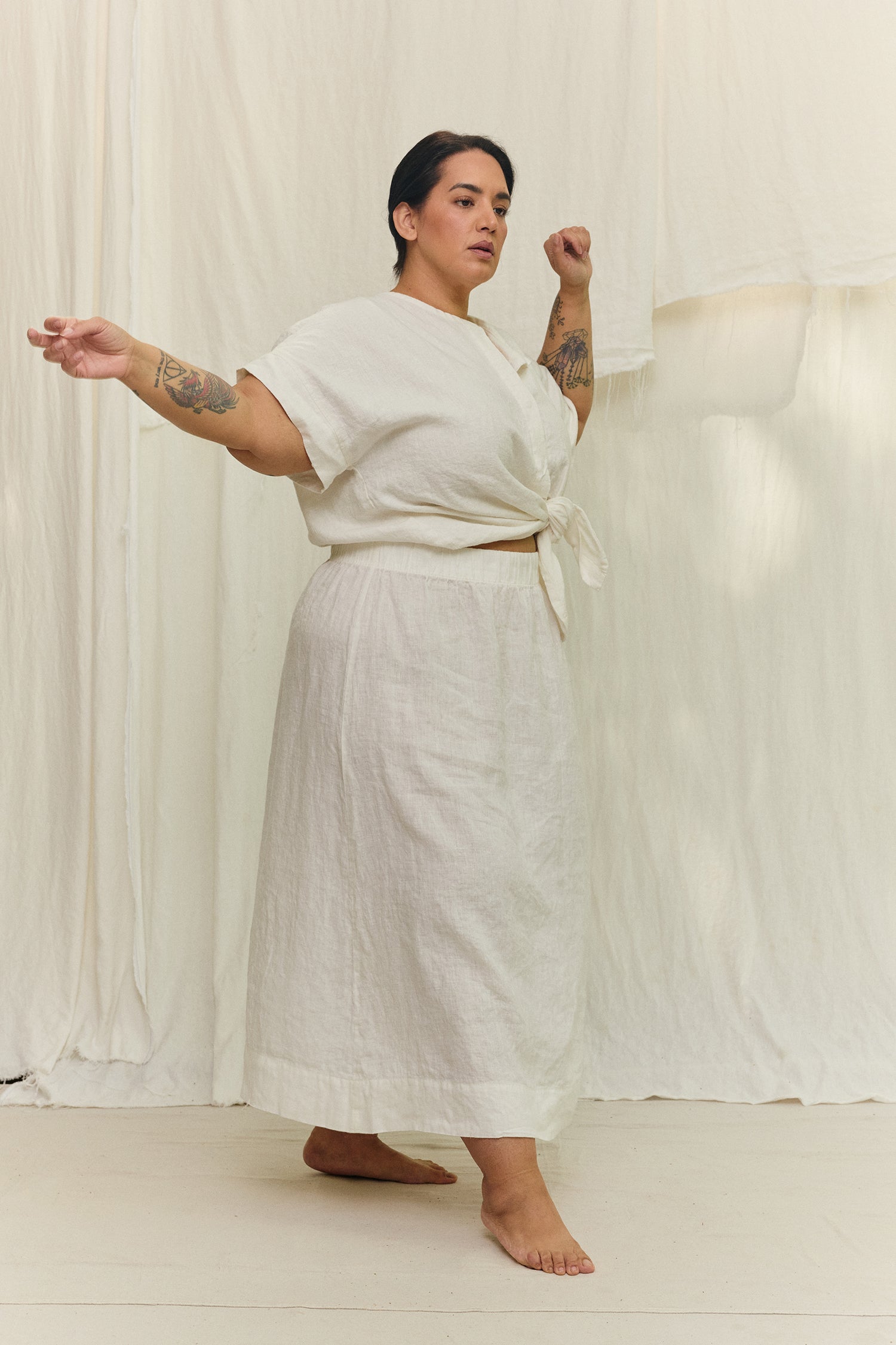 Bel Skirt in Lightweight Linen Salt#color_salt