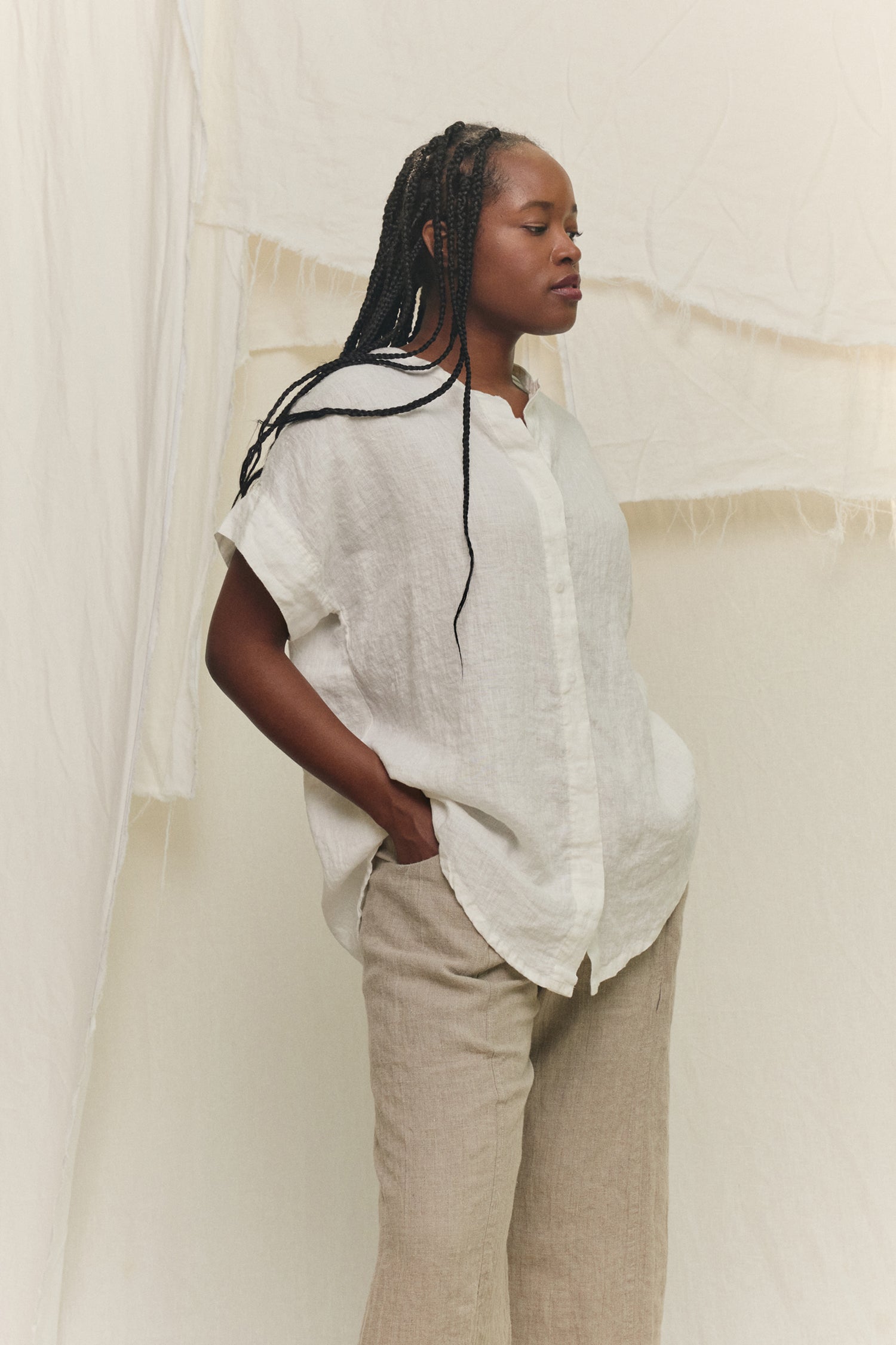 Georgia Snap Top in Lightweight Linen Salt#color_salt