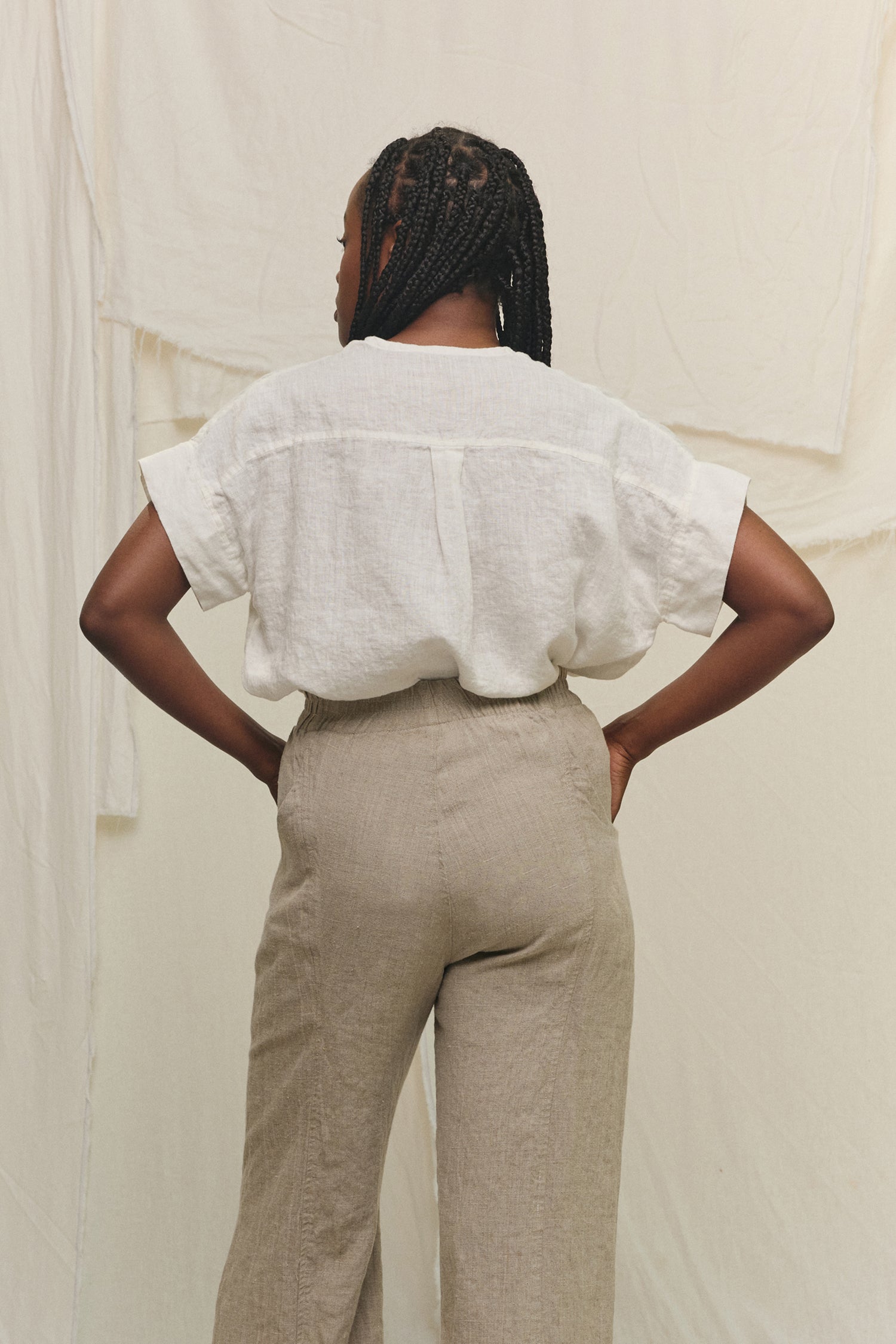 Georgia Snap Top in Lightweight Linen Salt#color_salt