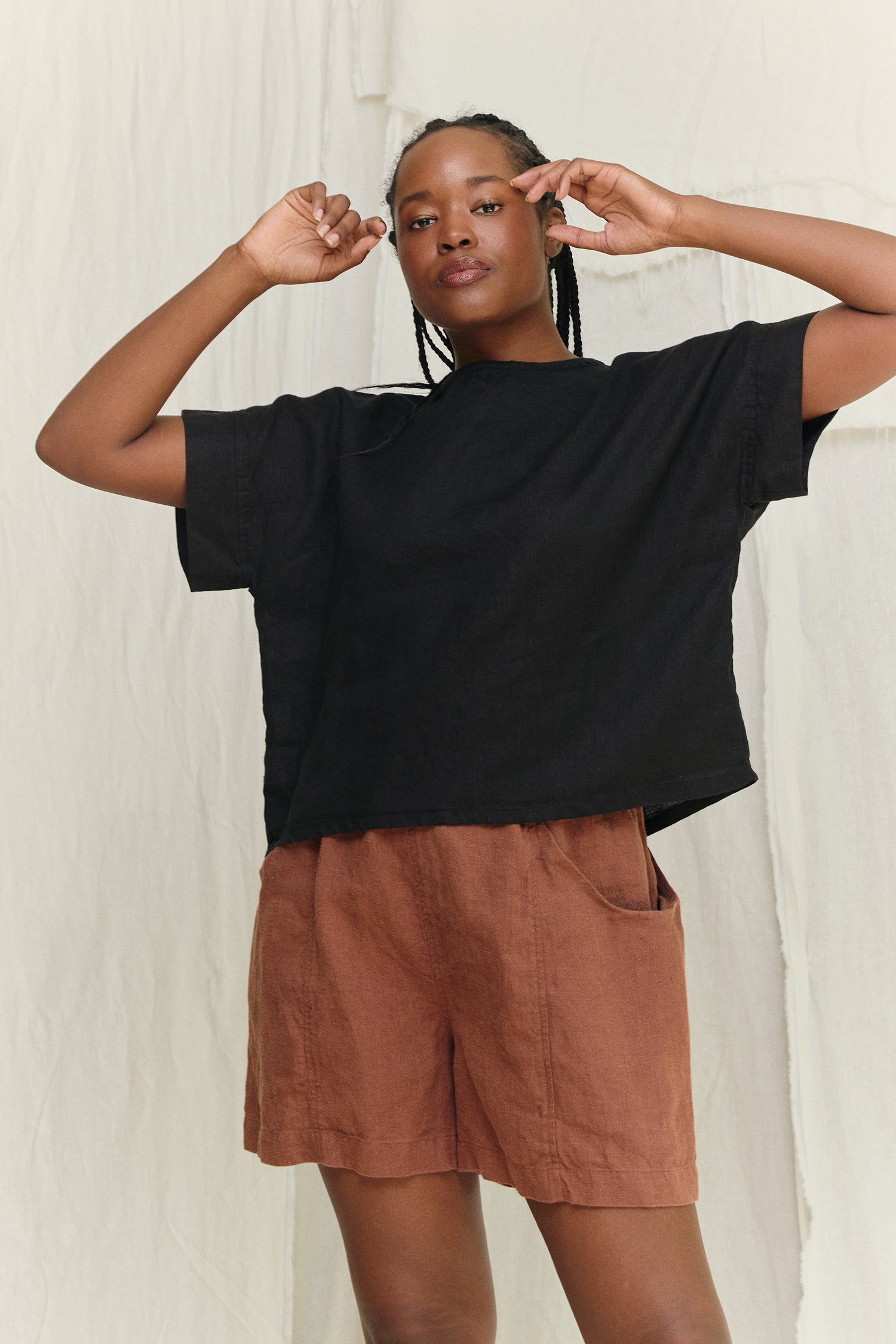 Georgia Tee in Lightweight Linen Ink#color_ink