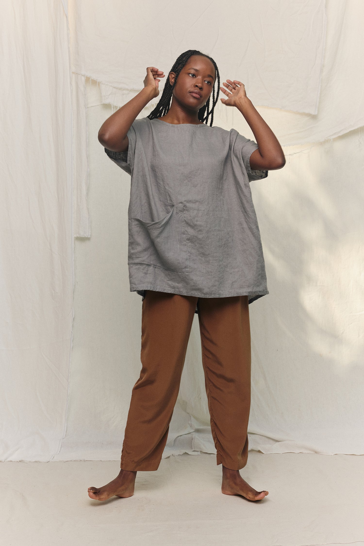 Harper Tunic in Lightweight Linen Overcast#color_overcast