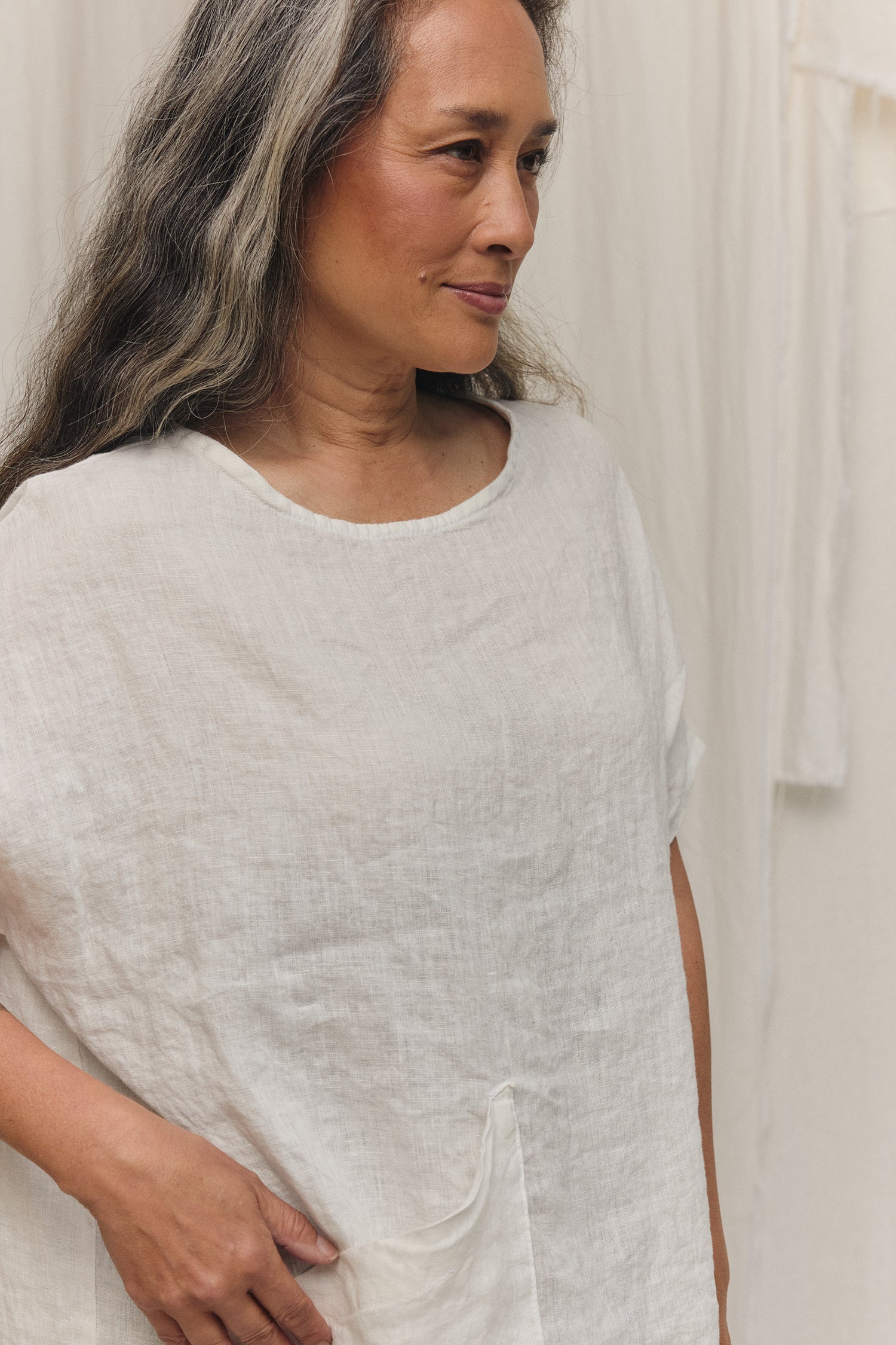 Harper Tunic in Lightweight Linen Salt#color_salt