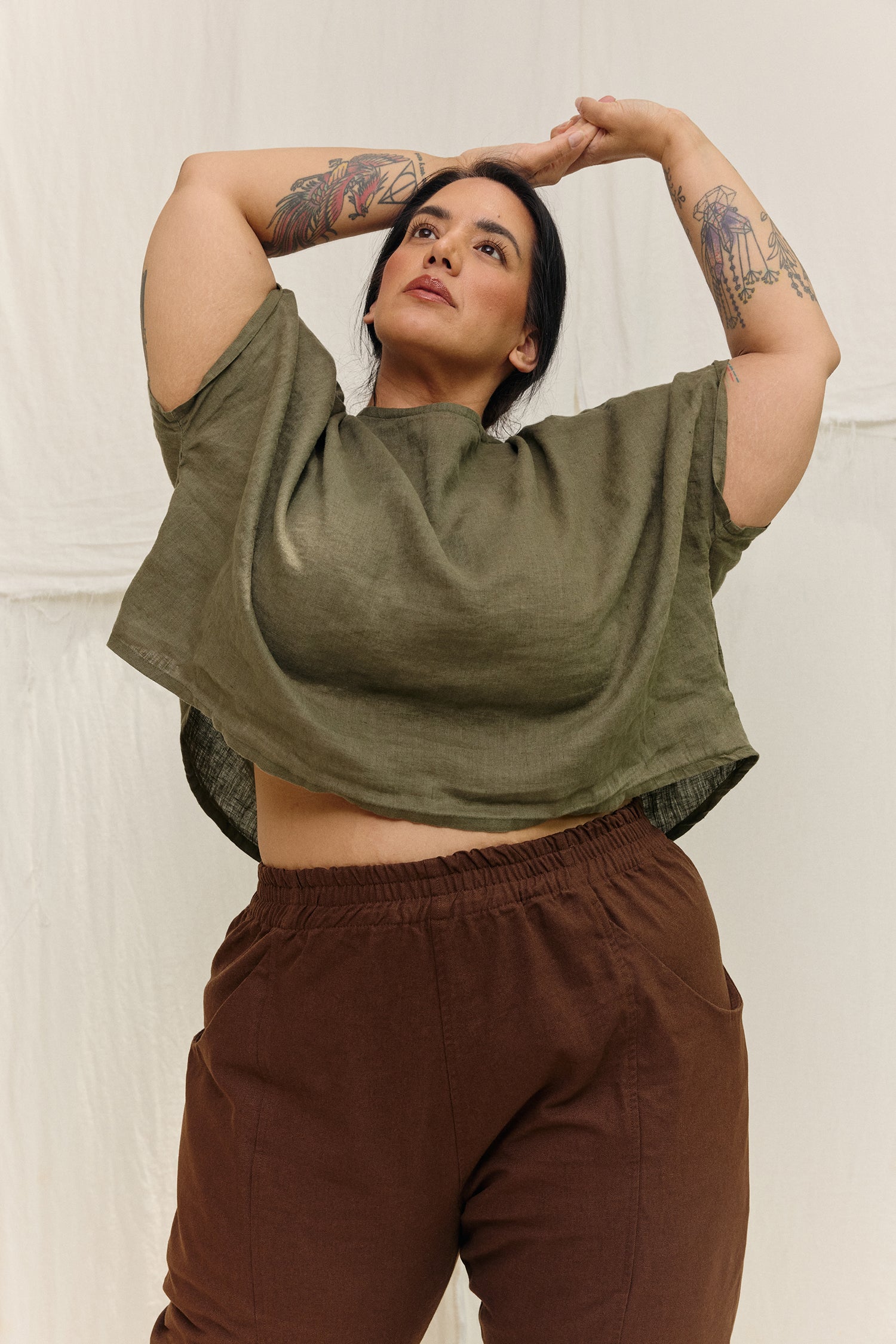 Linn Tee in Lightweight Linen Lichen#color_lichen