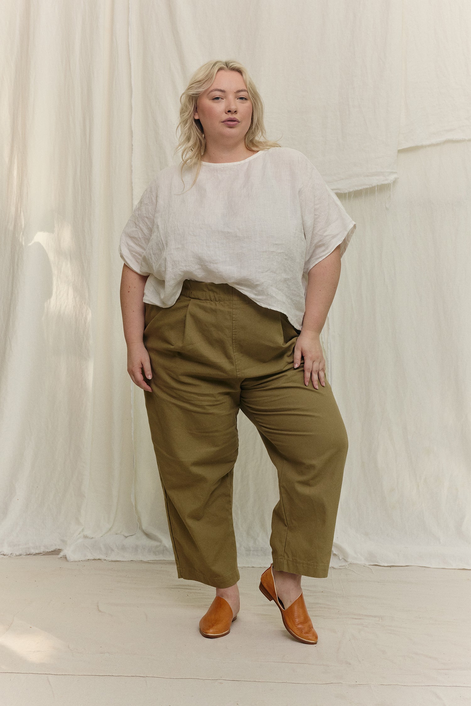 Linn Tee in Lightweight Linen, Salt, Size S/M | READY TO SHIP