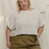 Linn Tee in Lightweight Linen Salt#color_salt