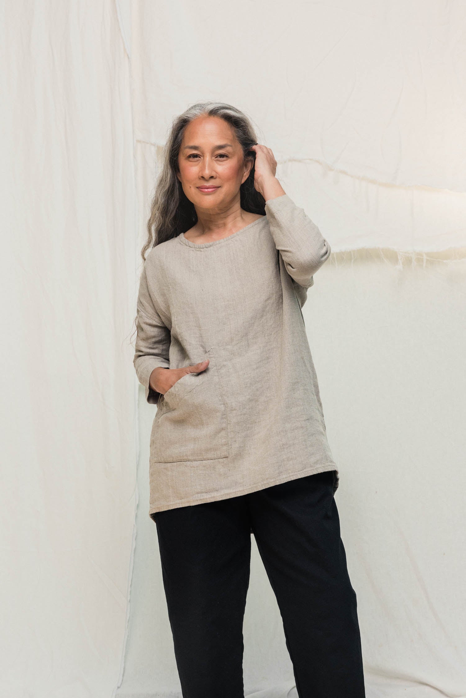 Long Sleeve Harper Tunic in Midweight Linen Flax#color_flax