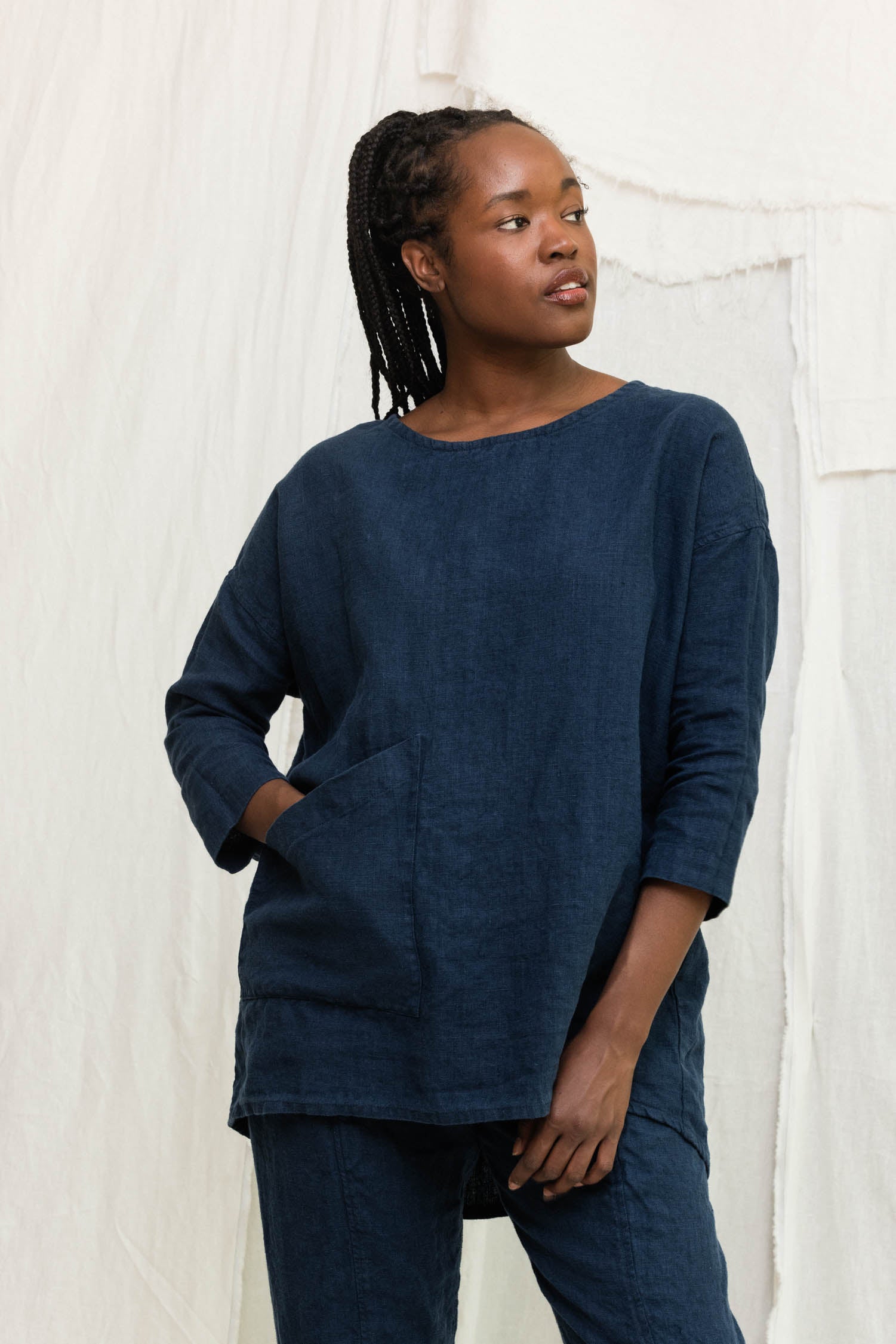 Long Sleeve Harper Tunic in Midweight Linen Indigo#color_indigo