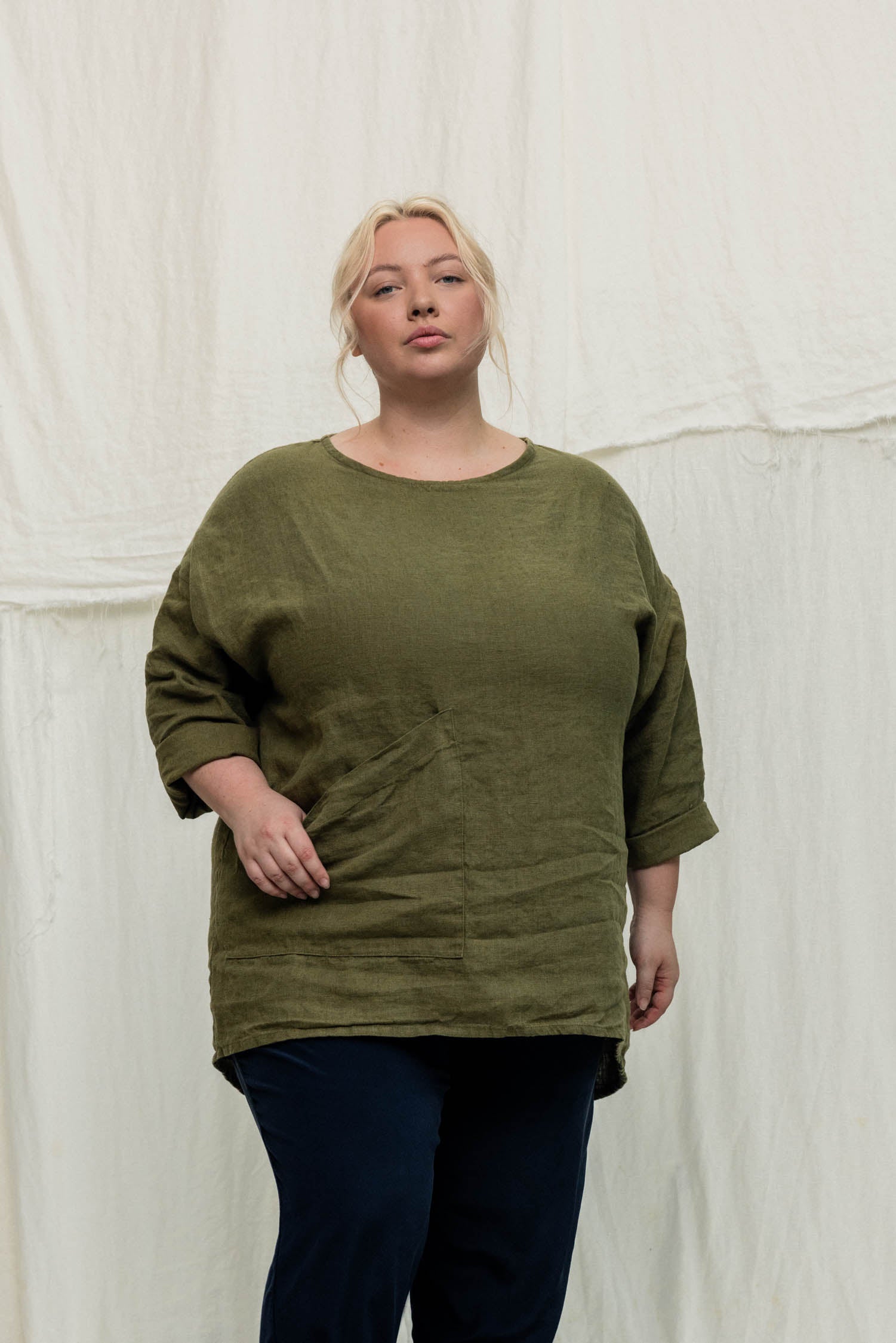 Long Sleeve Harper Tunic in Midweight Linen Verte#color_verte