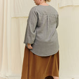 Long Sleeve Kara Snap Top in Lightweight Linen Overcast#color_overcast