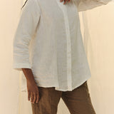 Long Sleeve Kara Snap Top in Lightweight Linen Salt#color_salt
