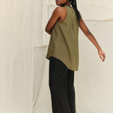 Sleeveless Kara Snap Top in Lightweight Linen Lichen#color_lichen