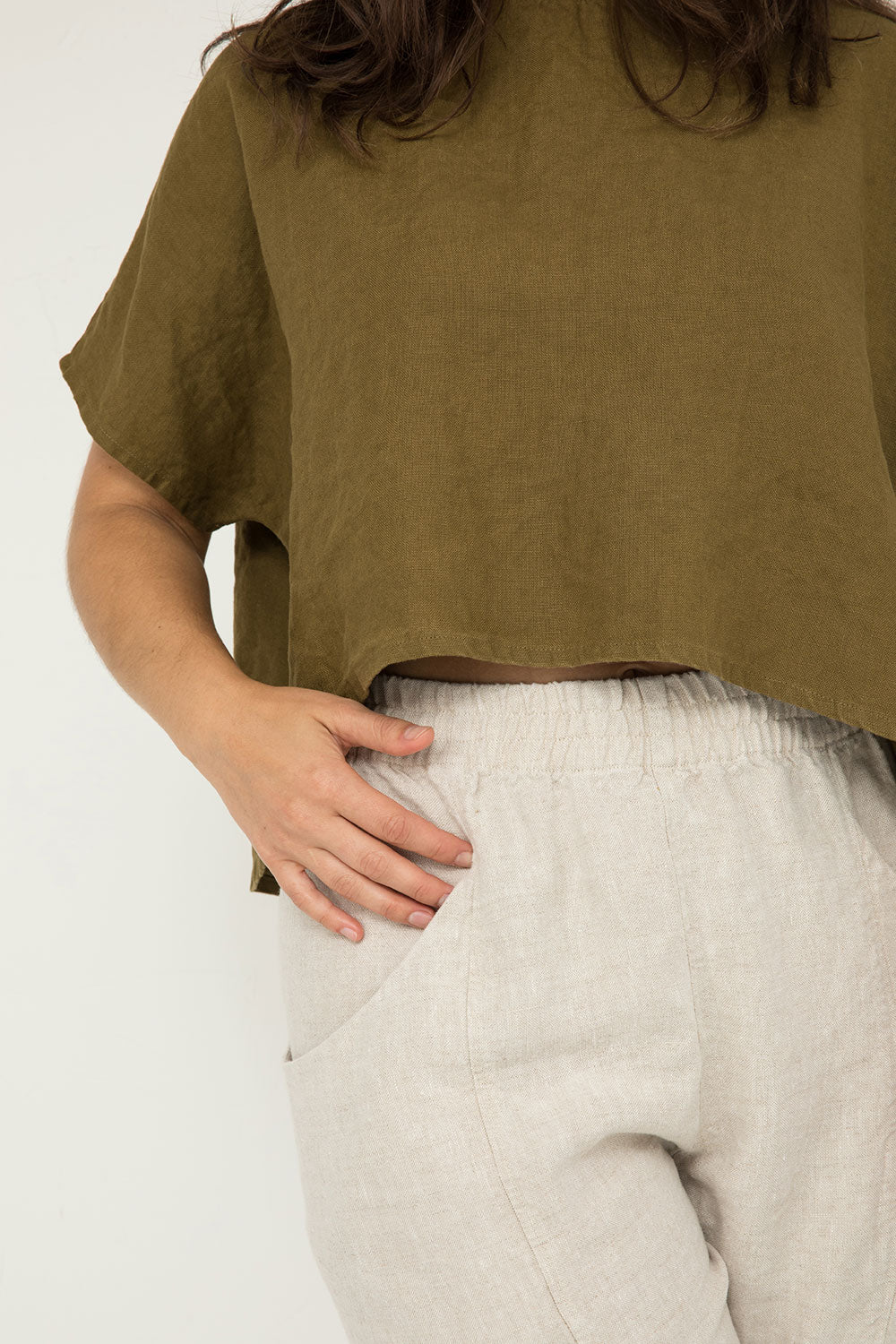 Linn Tee in Midweight Linen Olive#color_olive