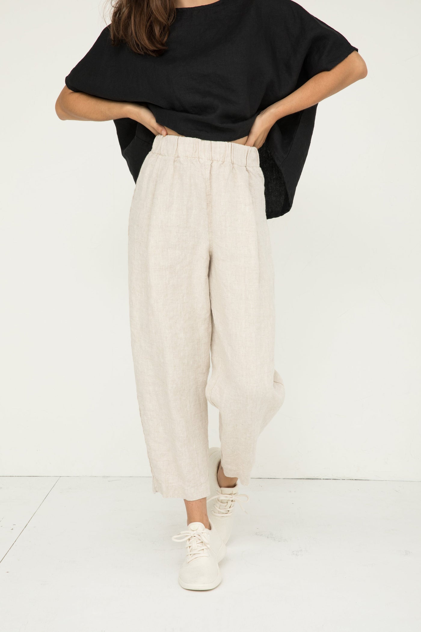 Shop Cotton & Linen Pants for Women Online | SeamsFriendly
