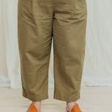 Andy Trouser in Organic Cotton Canvas Olivine#color_olivine