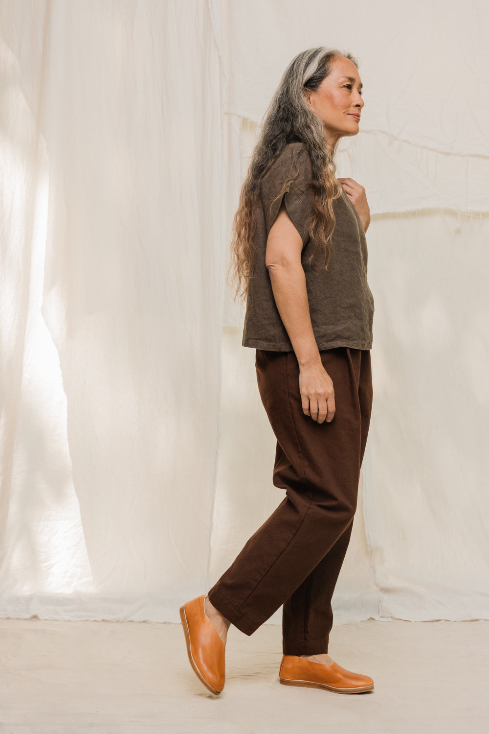 Andy Trouser in Organic Cotton Canvas Umber#color_umber