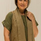 Clyde Vest in Organic Cotton Canvas Olivine#color_olivine