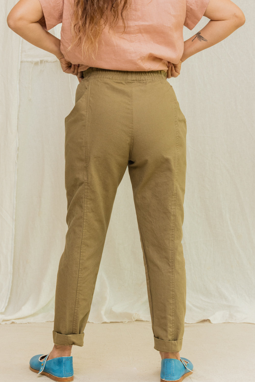 Clyde Work Pant in Organic Cotton Canvas Olivine#color_olivine