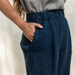 Andy Trouser in Midweight Linen Indigo#color_indigo