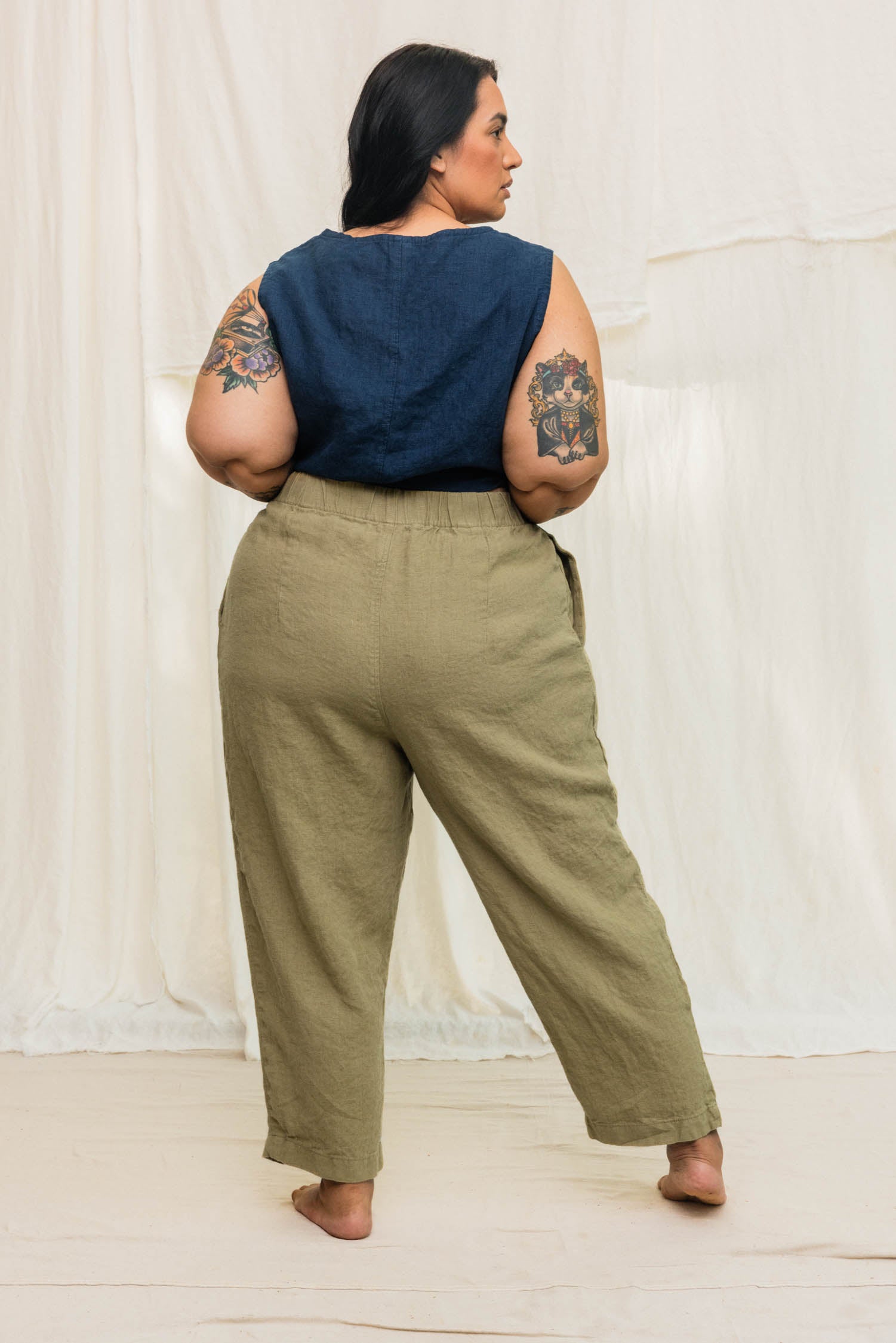 Andy Trouser in Midweight Linen Pear#color_pear