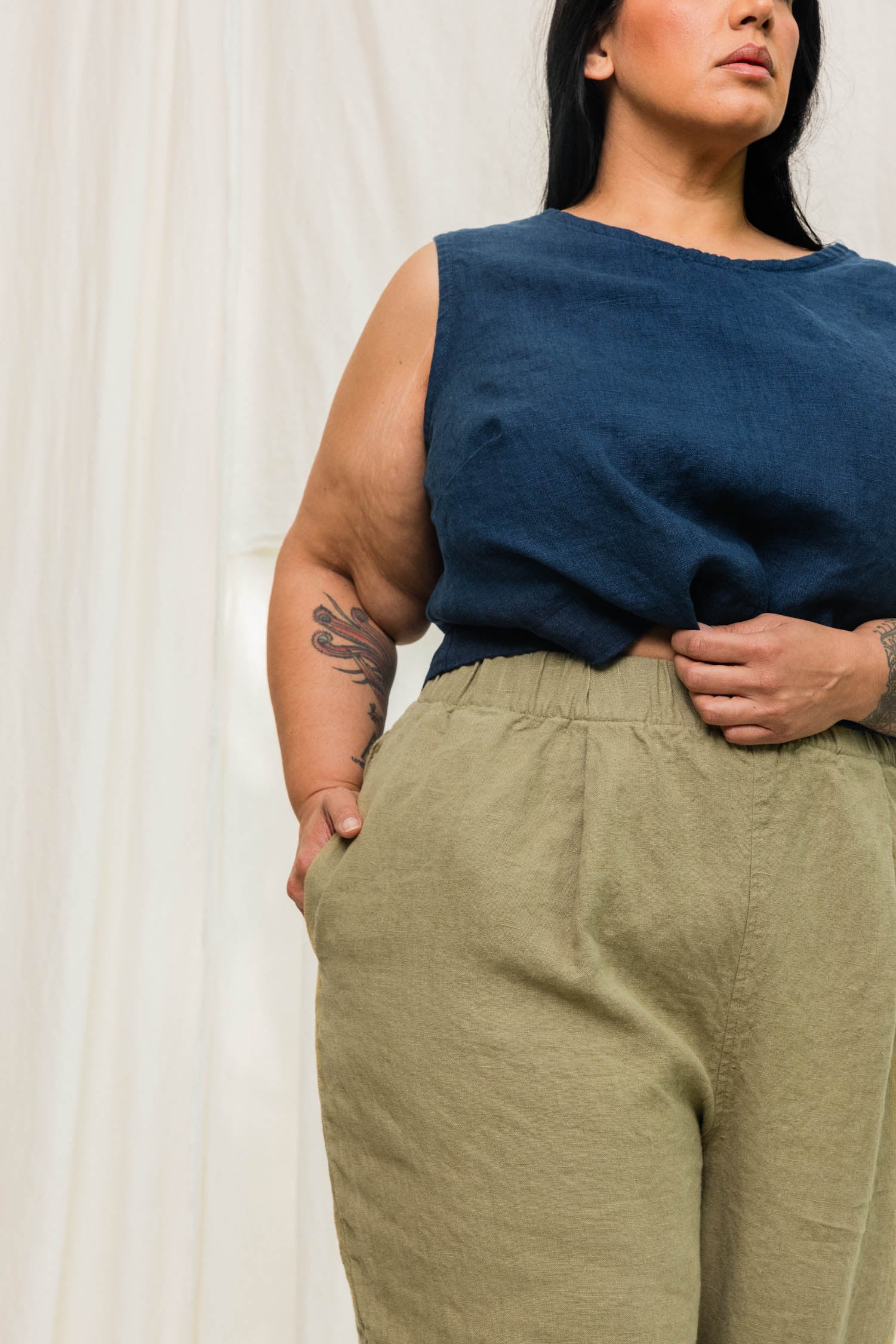 Andy Trouser in Midweight Linen Pear#color_pear