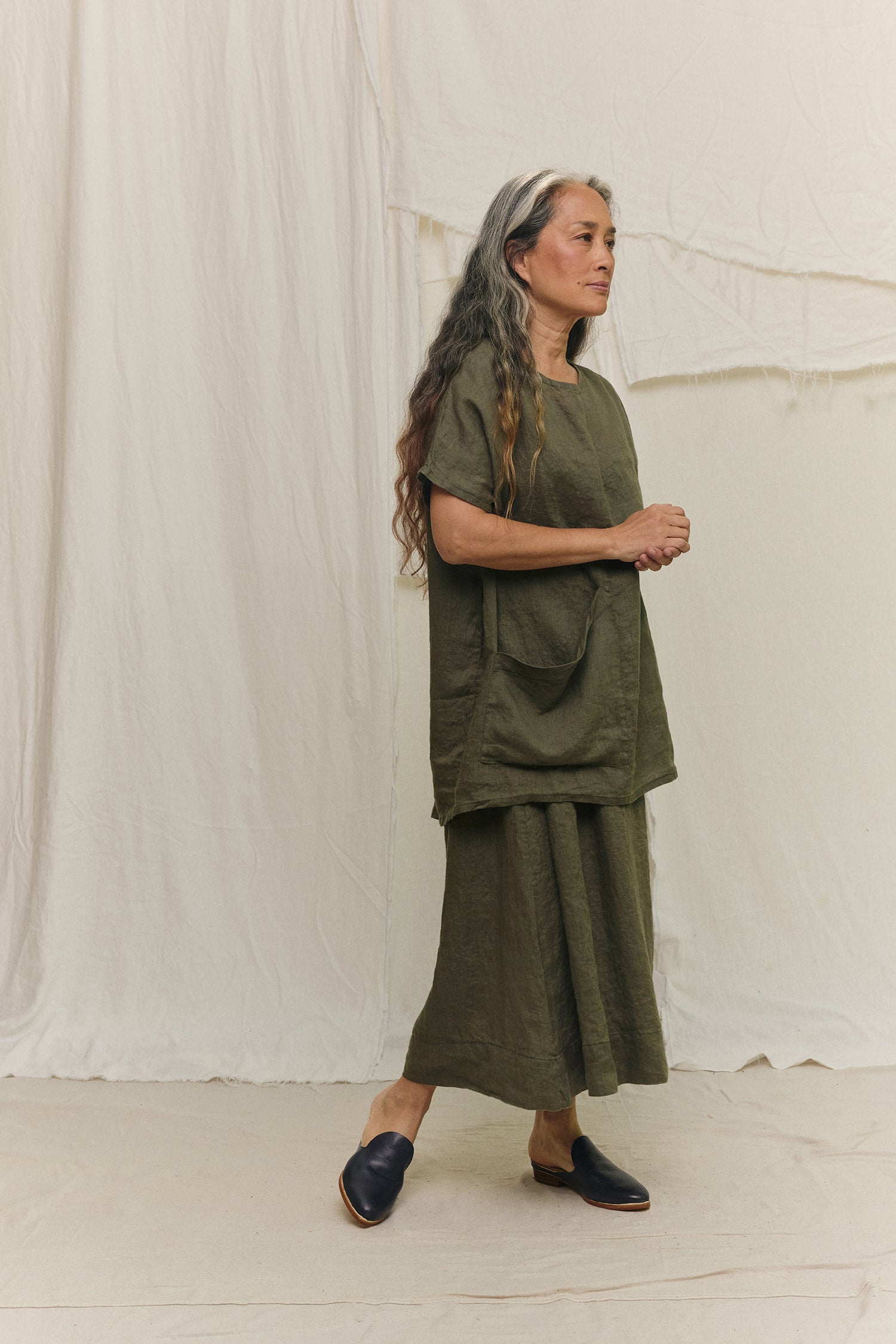 Bel Skirt in Lightweight Linen Lichen#color_lichen