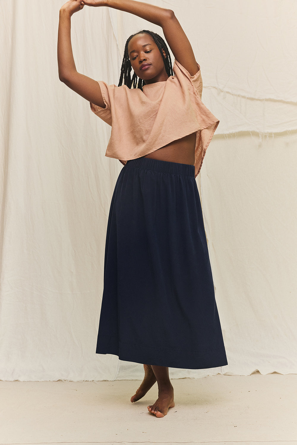 Bel Skirt in Washable Silk Midnight#color_midnight