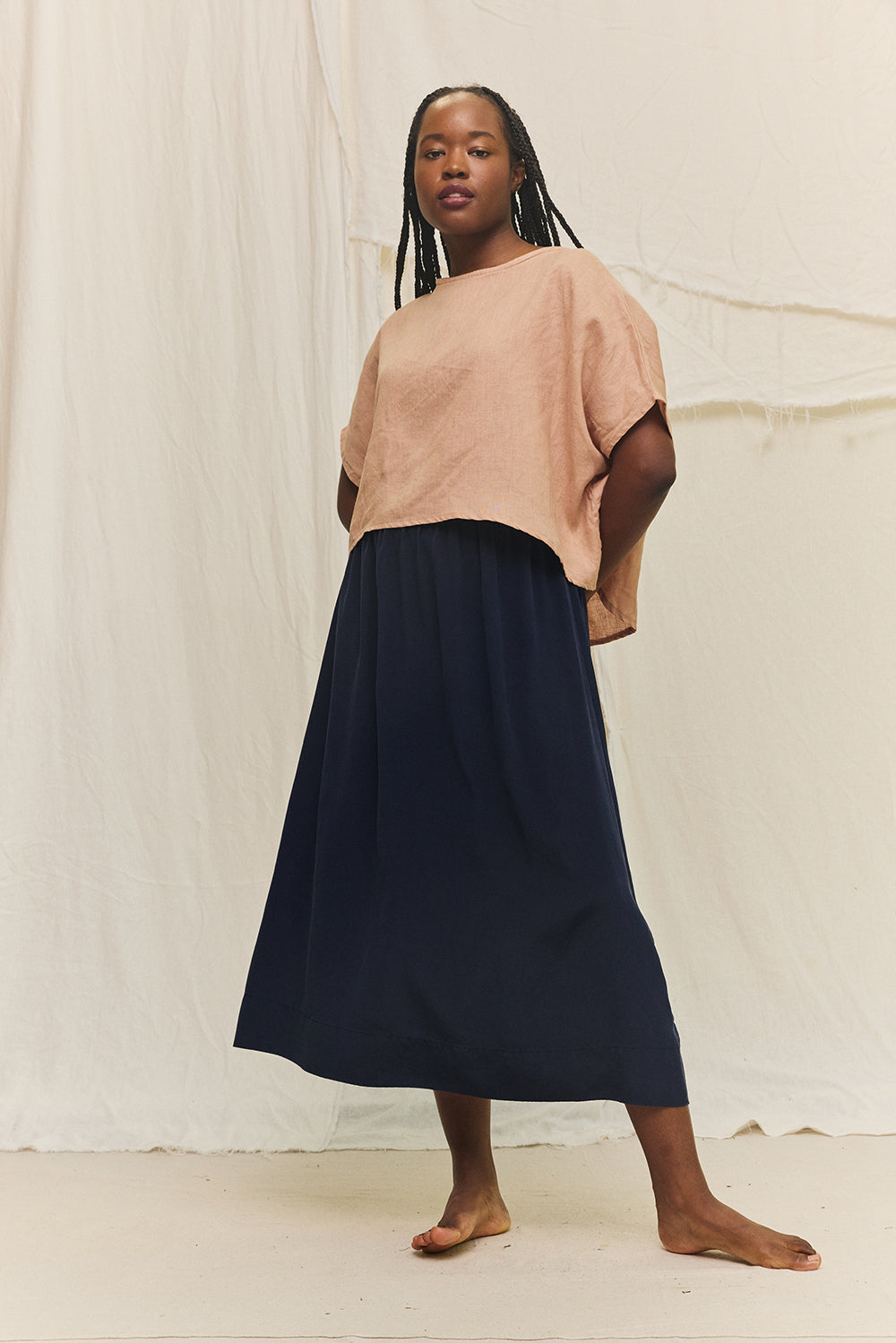 Bel Skirt in Washable Silk Midnight#color_midnight