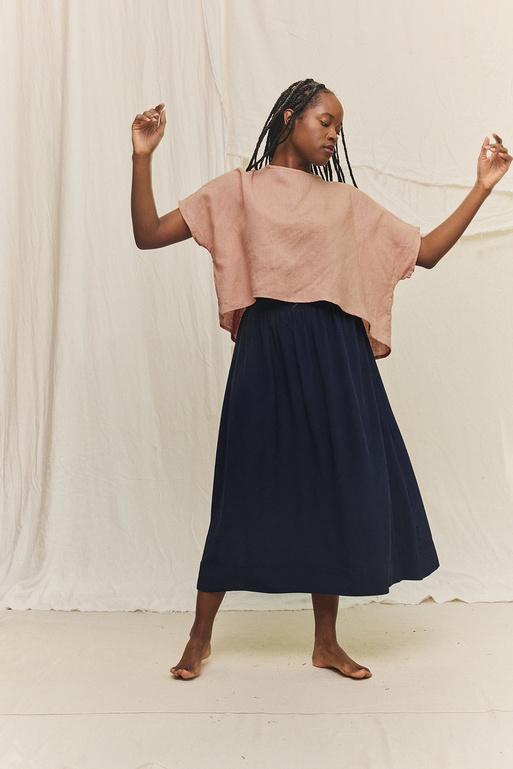 Bel Skirt in Washable Silk Midnight#color_midnight