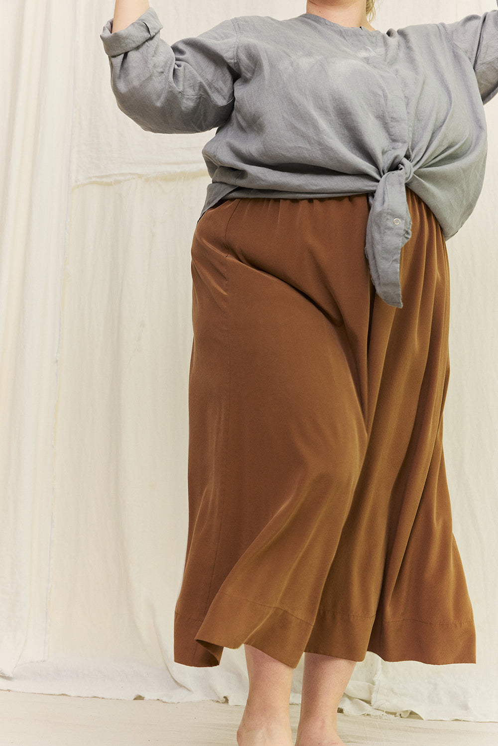Bel Skirt in Washable Silk Ochre#color_ochre