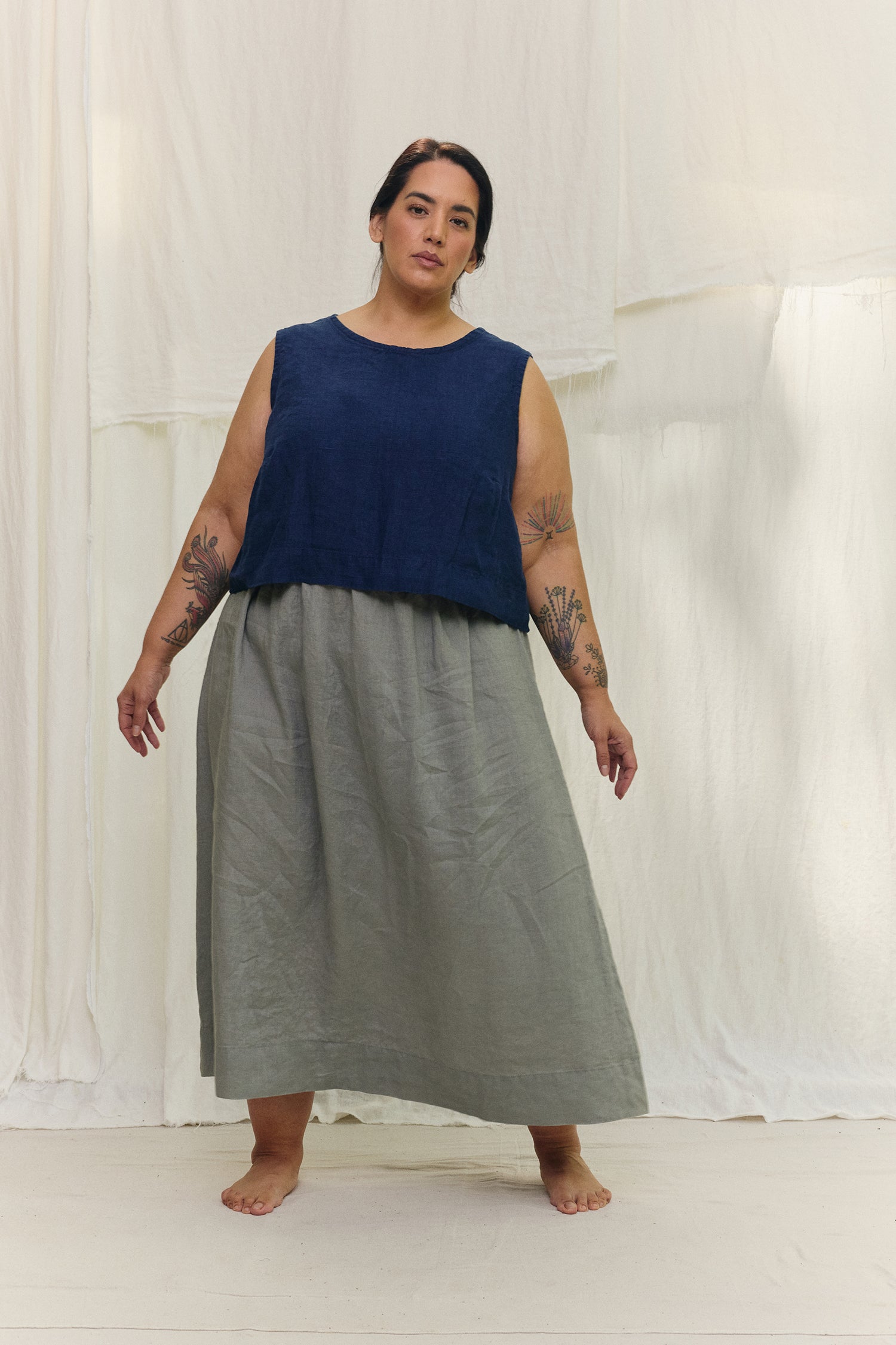 Bel Skirt in Lightweight Linen Overcast#color_overcast