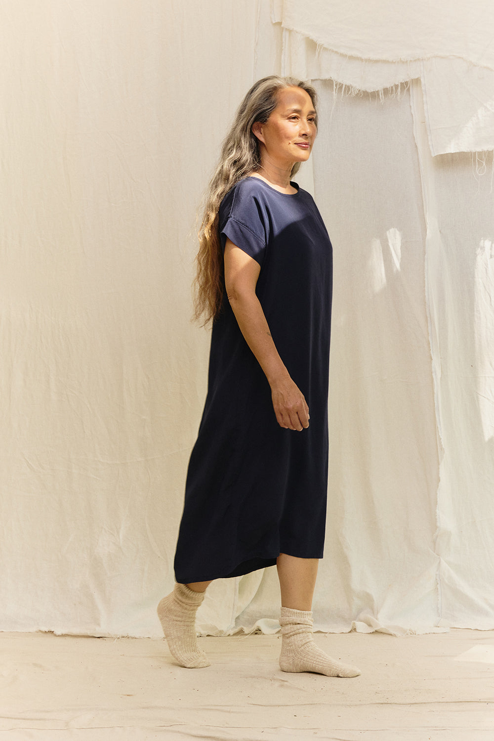 Georgia Midi in Washable Silk Midnight#color_midnight