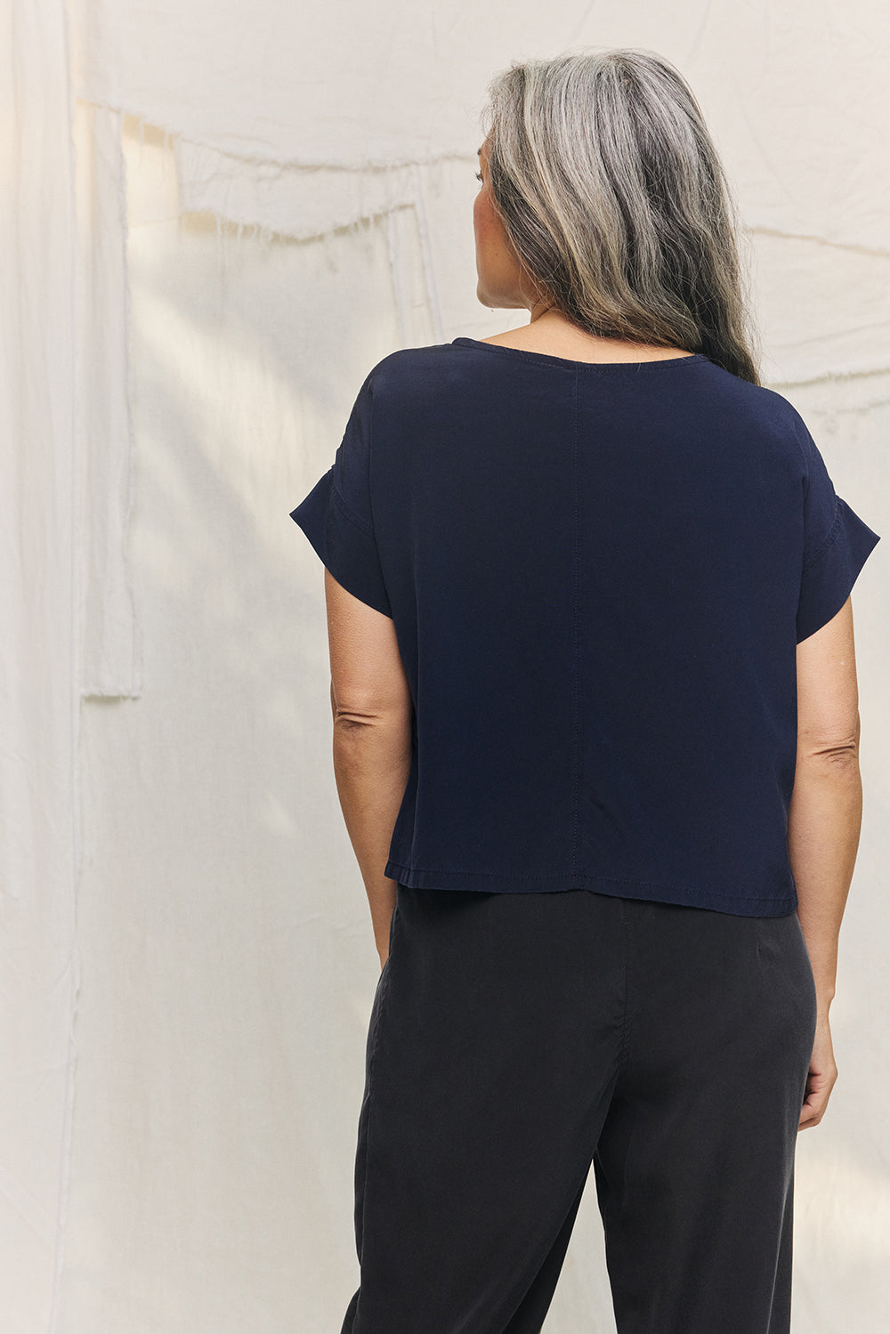 Georgia Tee in Washable Silk Midnight#color_midnight