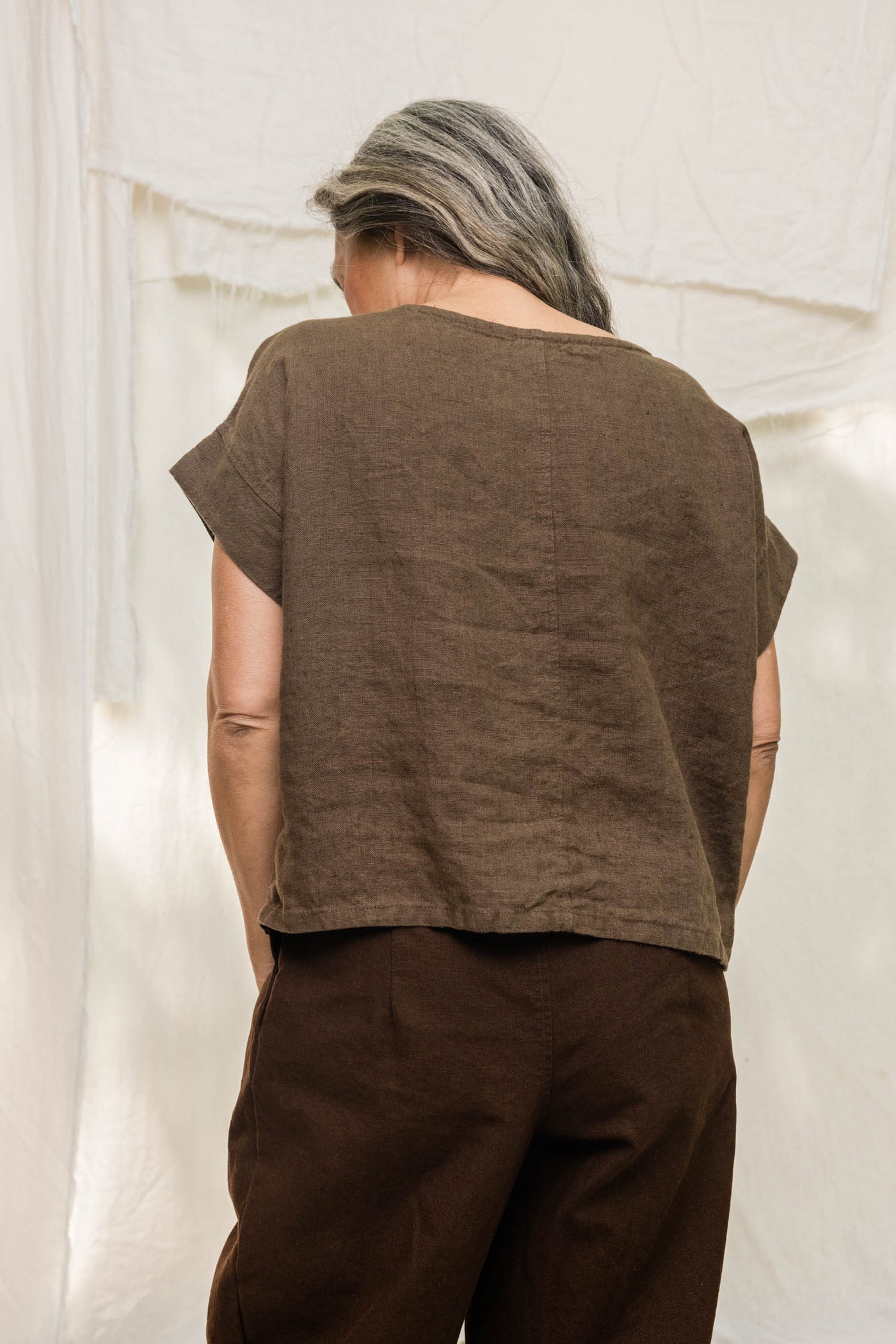 Georgia Tee in Midweight Linen Cacao#color_cacao