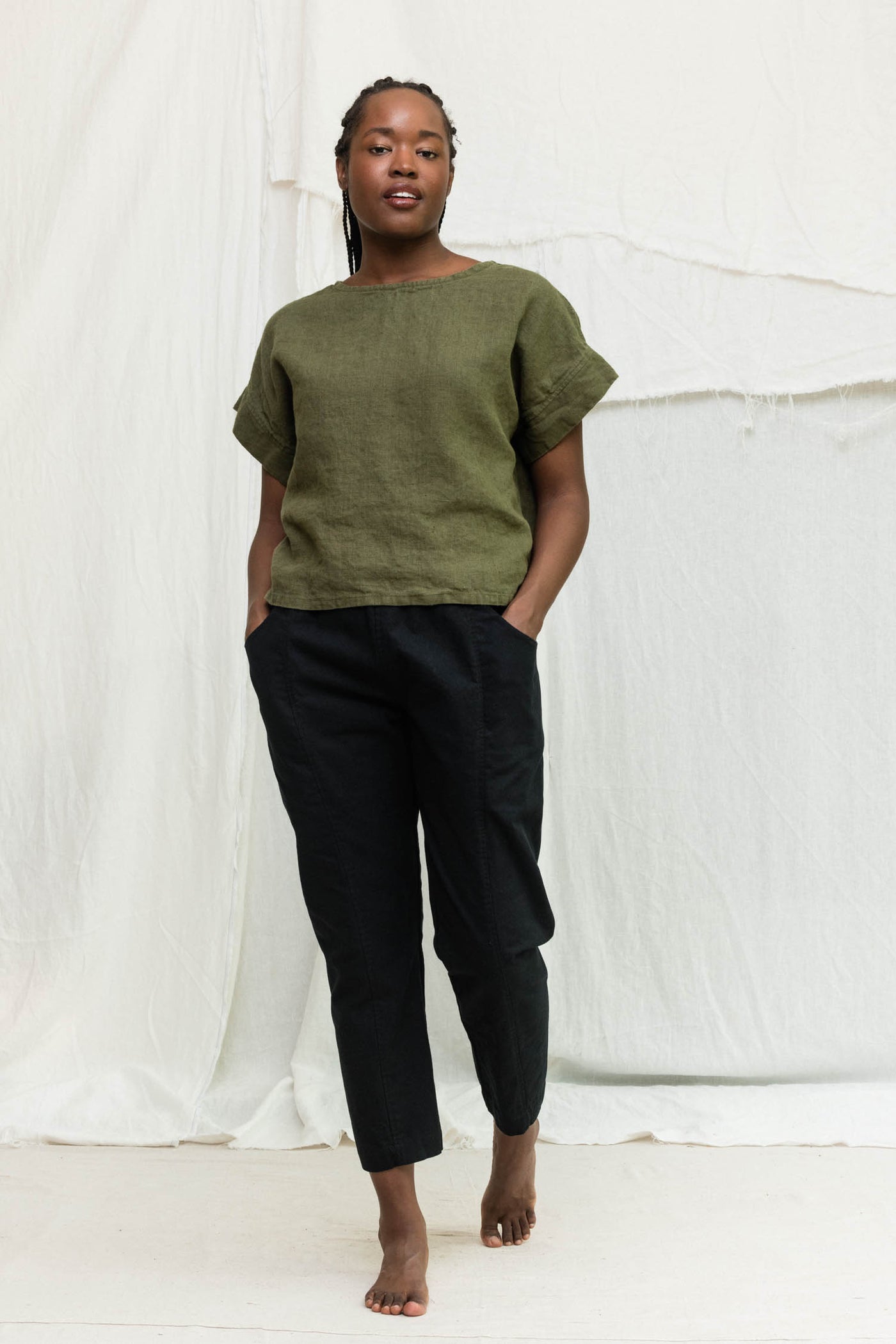 Georgia Tee in Midweight Linen Verte#color_verte