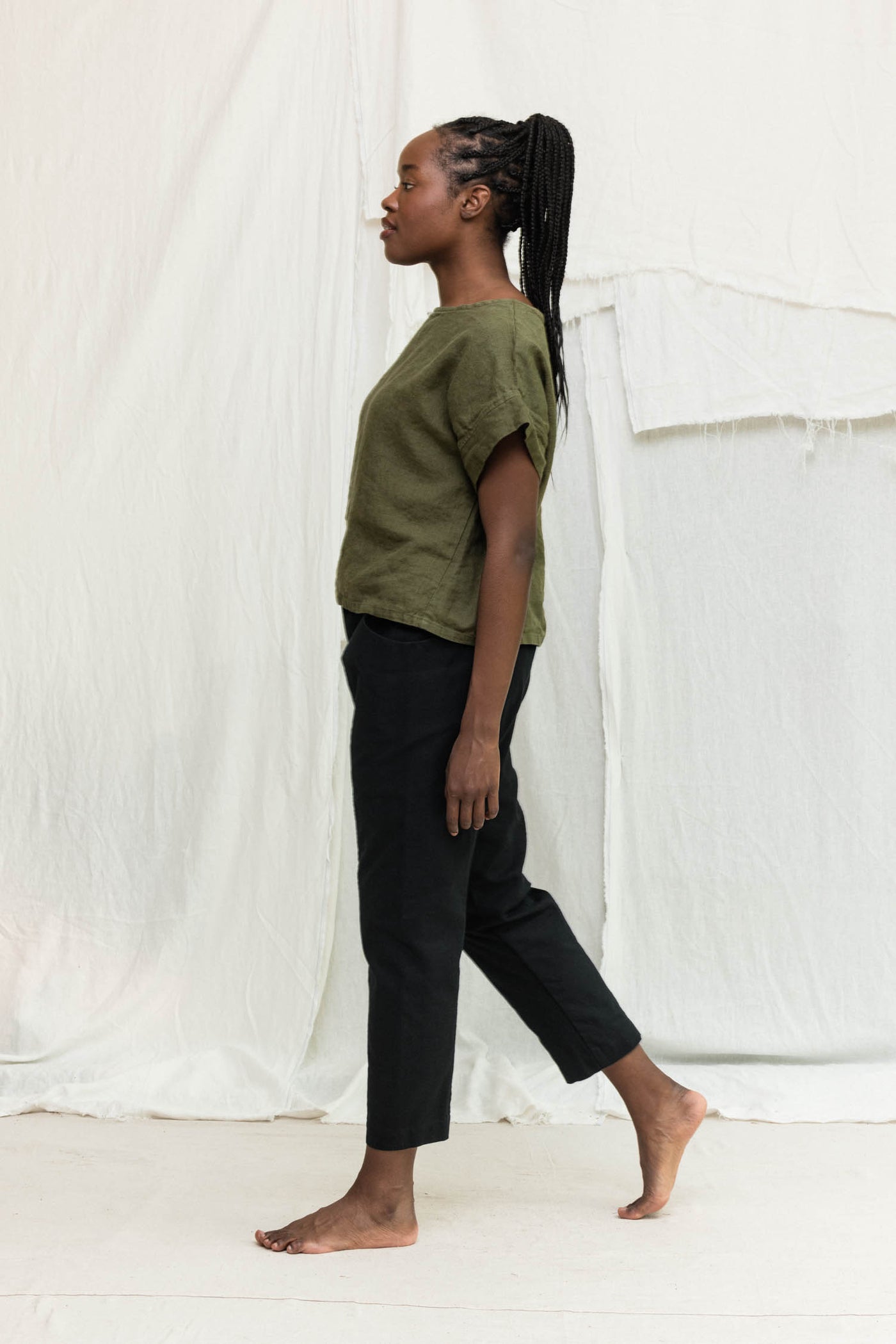 Georgia Tee in Midweight Linen Verte#color_verte