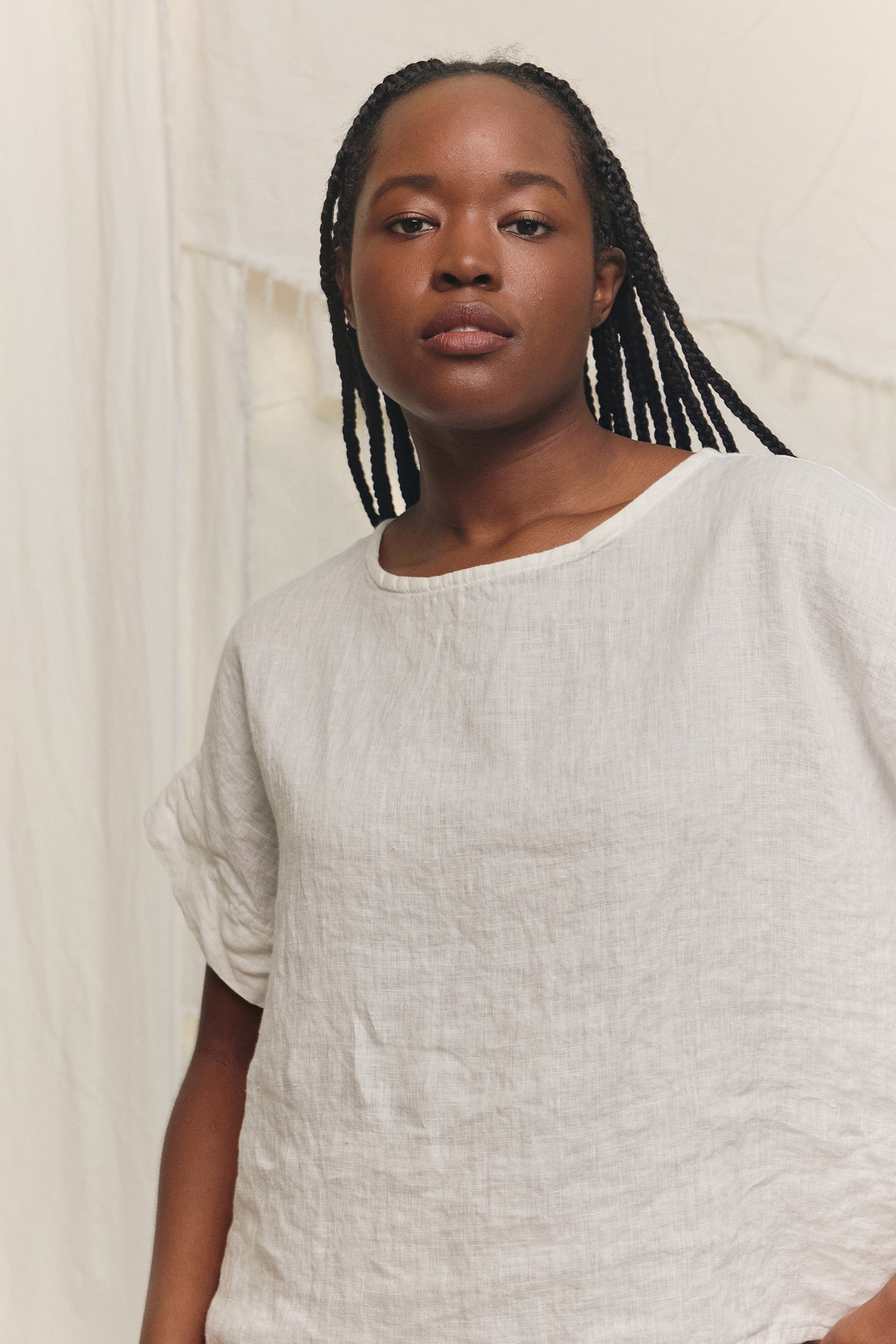 Georgia Tee in Lightweight Linen Salt#color_salt