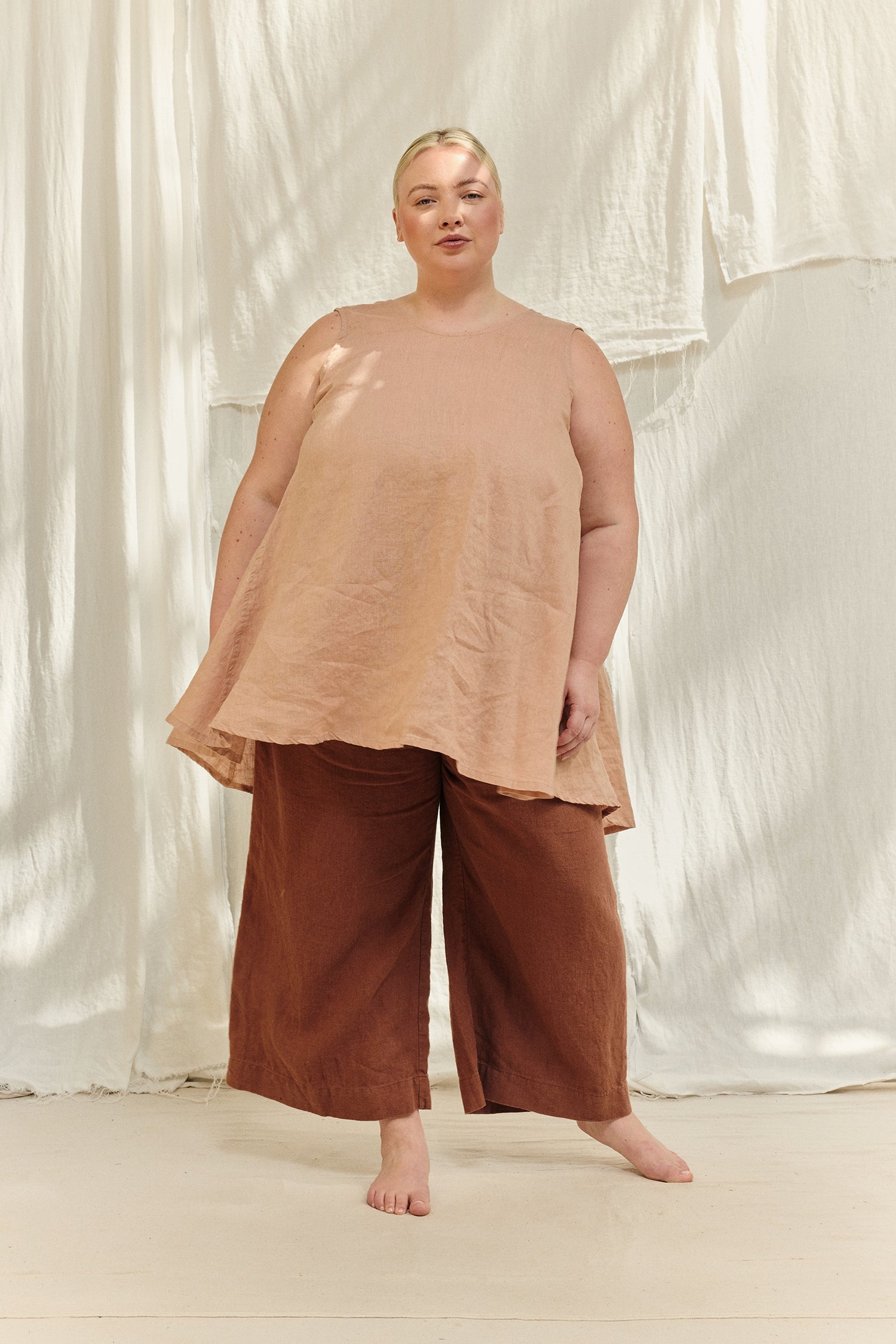 Harlow Tunic in Lightweight Linen Canyon#color_canyon