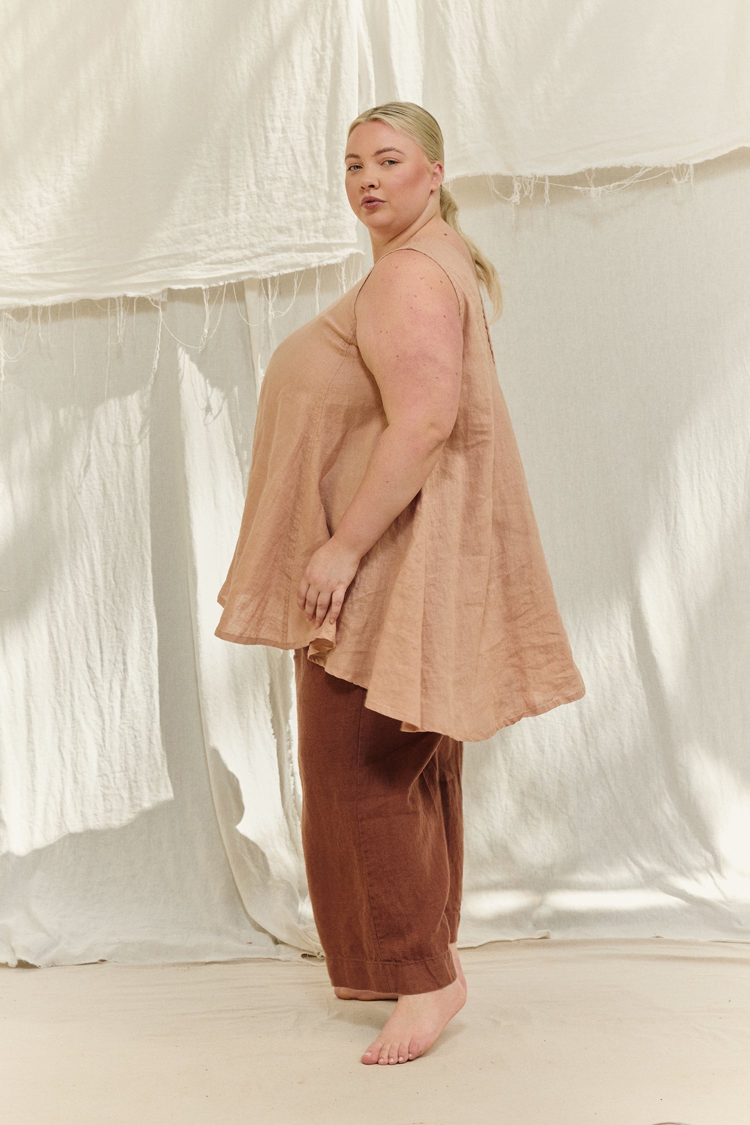 Harlow Tunic in Lightweight Linen Canyon#color_canyon