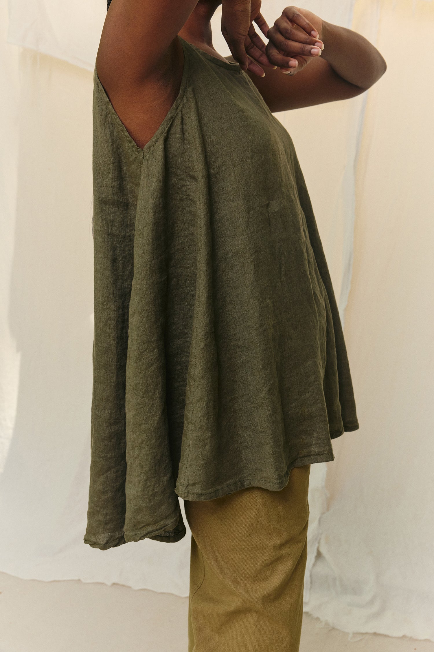 Harlow Tunic in Lightweight Linen Lichen#color_lichen