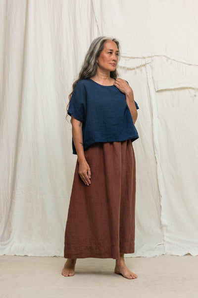 Linn Tee in Midweight Linen Indigo#color_indigo