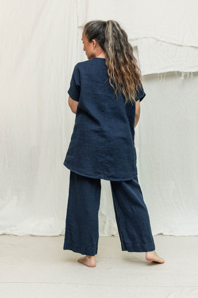 Harper Tunic in Midweight Linen Indigo#color_indigo