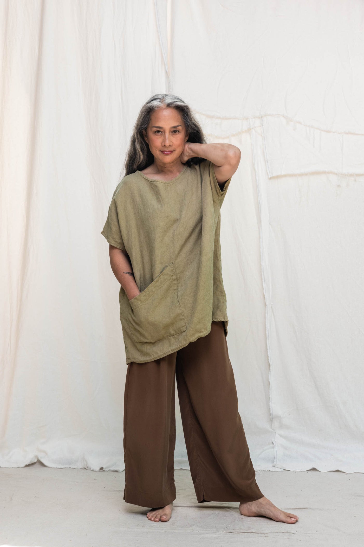 Harper Tunic in Midweight Linen Pear#color_pear