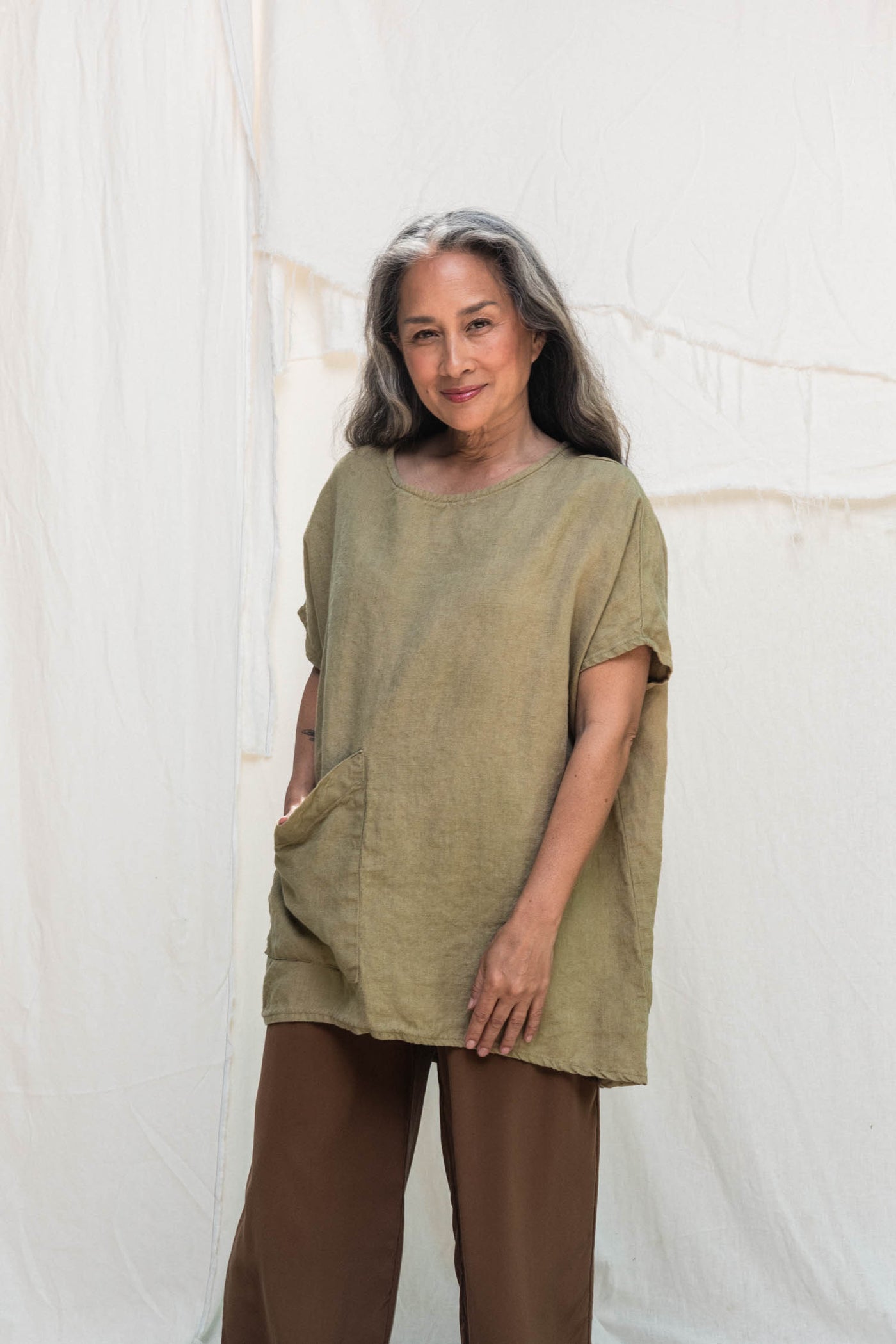 Harper Tunic in Midweight Linen Pear#color_pear