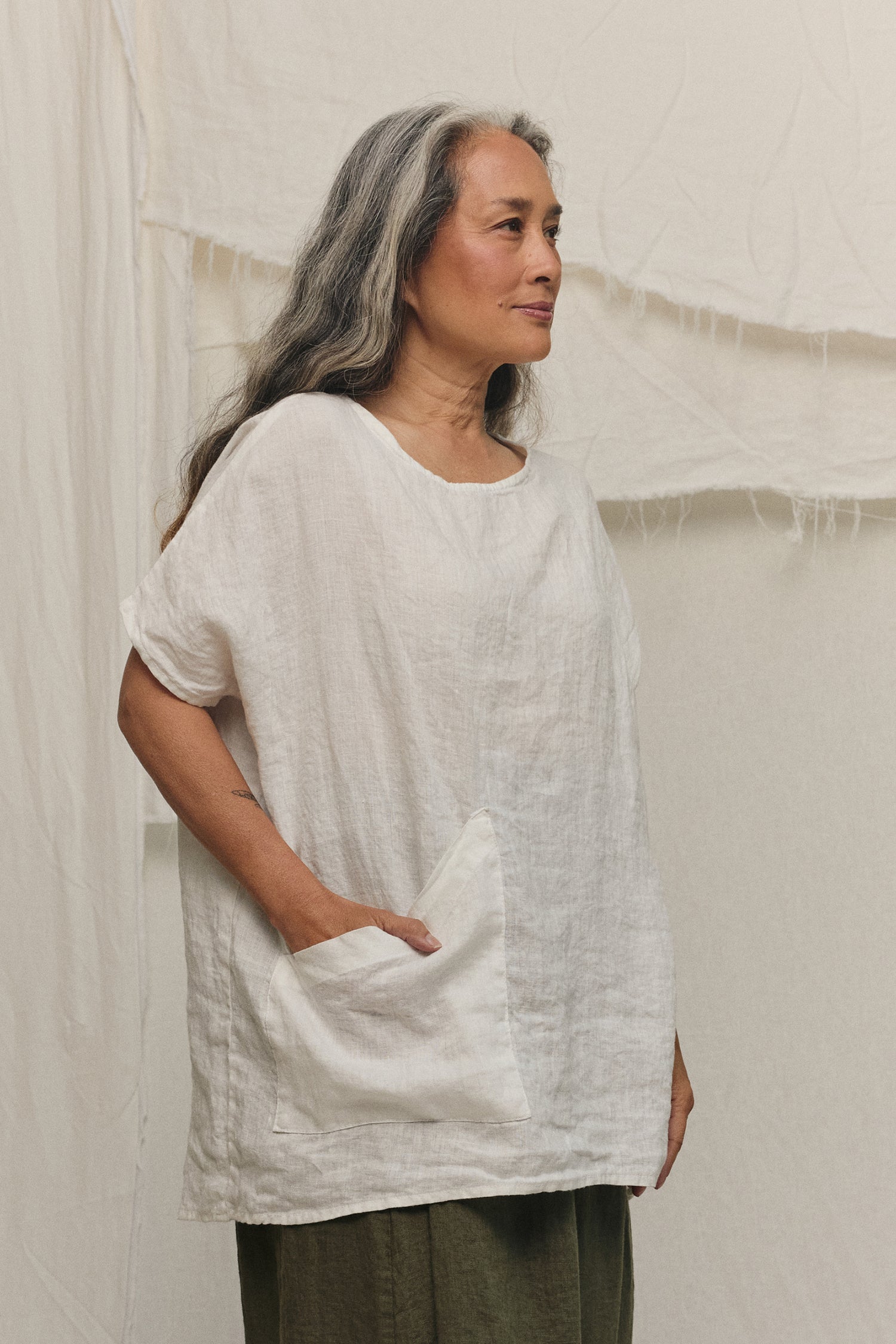 Harper Tunic in Lightweight Linen Salt#color_salt