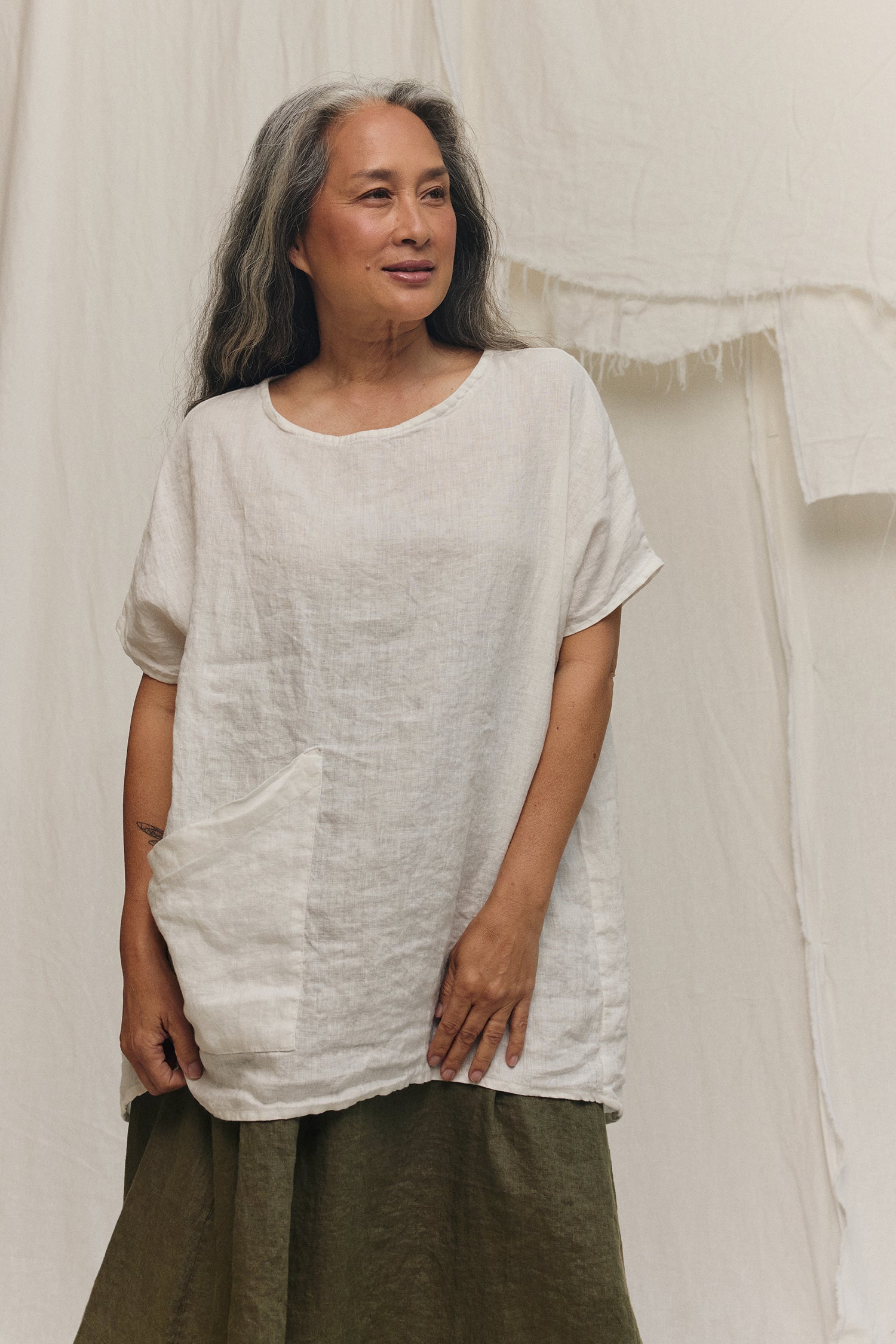 Harper Tunic in Lightweight Linen Salt#color_salt